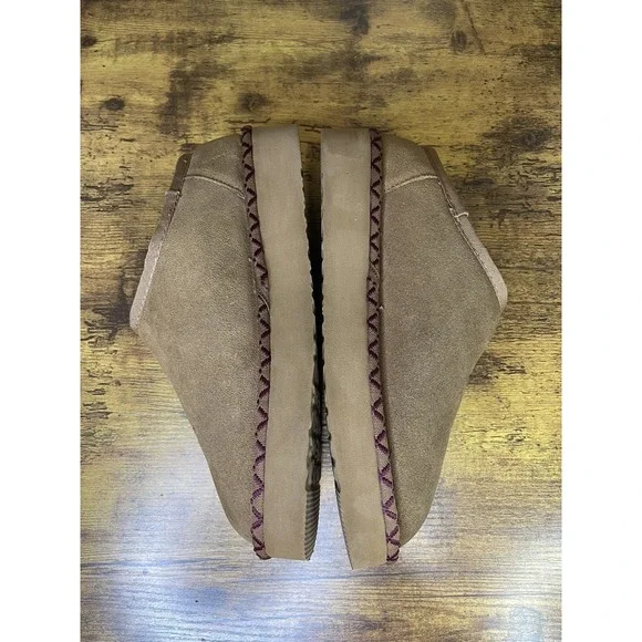 Bearpaw Women's Martis - Hickory size 9 US - Picture 3 of 8